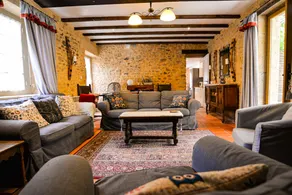 Explore the magic of the Dordogne Les Chouettes sleeps 14 to 16 - Image 4