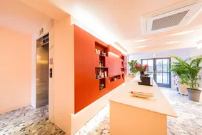 Plain Hotel - Image 2