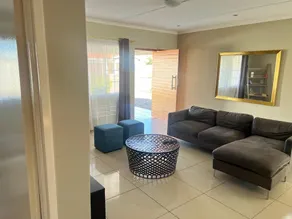 Modern , Spotless Townhouse in Quiet Estate - Pietermaritzburg - Image 4
