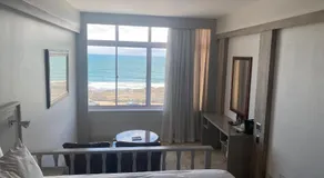 Kennaway Hotel - Image 2