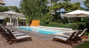 Oceana Suites Mansa Inn - Image 3