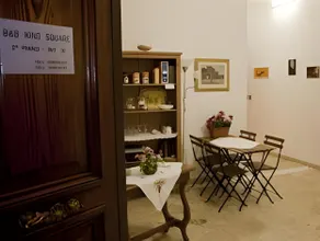 B&B King Square - Image 5