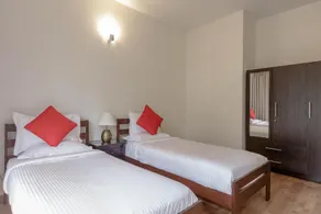 Moksh Garden Suites - Pool & Jacuzzi 102 - Image 4