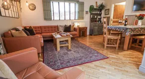 Vale View Cottages - The Stables - Image 4