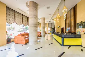 Days Inn - Image 2