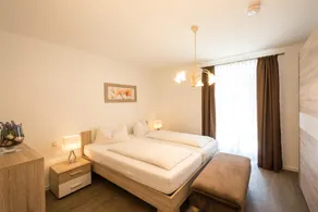 Suite „Alpspitz“ mit 1 Schlafzimmer - Image 2
