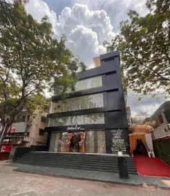 Hotel Golden Leaf - Image 1