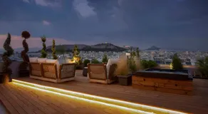 Supreme Luxury Suites by Athens Stay - Image 2