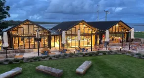 Huskisson Hotel - Image 2