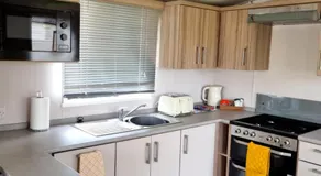Modern Family Caravan with WiFi at Valley Farm, Clacton-on-Sea - Image 3