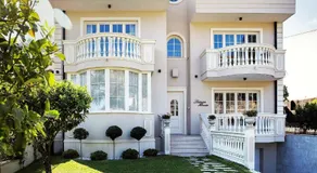Lemon House - Image 5