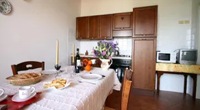 Farmhouse in Arbia Asciano With Pool - Image 2