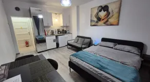 Otopeni Airport Cozy Rooms - Image 2