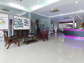S2 Hotel - Image 4
