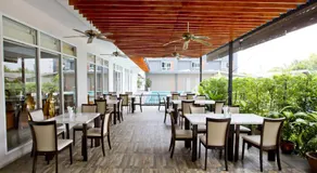 Sinsuvarn Airport Suite Hotel - Image 5