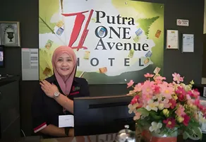 Putra One Avenue Hotel - Image 5