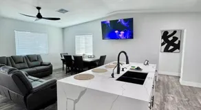 New modern centralized and lux home in Phoenix - Image 3