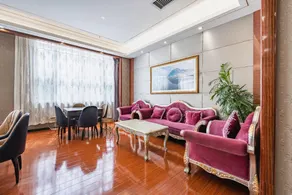 New Silk Road International Hotel - Image 4