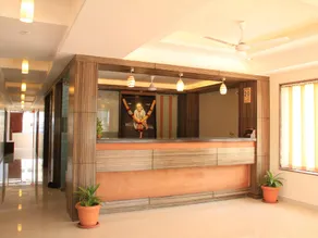 Hotel Sai Gurusthan - Image 3