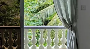 Dovass Self Catering Apartments - Image 2