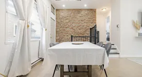 Top Rated Vacation House Montreal Private Parking - Image 5