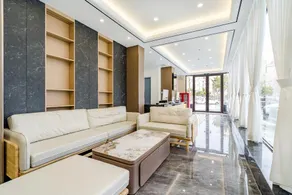 Qingdao Yihaiju Boutique Hotel (Wusi Square Qingdao University Branch) - Image 2