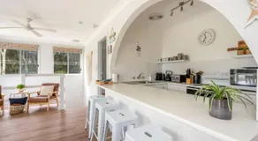 Curley's at Culburra Beach- Pet friendly- Across the road from Curley's Bay - Image 3