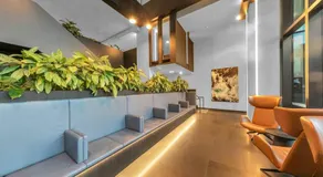Sol Docklands - Unique 3 Bedroom Loft, Infinity Pool, Gym, Free Parking and Free Trams - Image 4