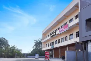 SPOT ON Hotel Pragya 5 - Image 4