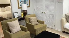 Renovated English Basement 2bdrm Home near METRO - Image 2