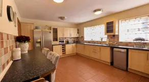 Castle House - Image 4