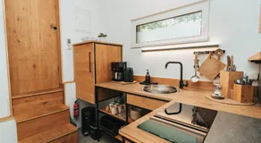 Modernes Tinyhouse Trailer Cabins am Waldrand - mit Seezugang - Image 2