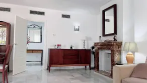 Spacious Poolside 3 Bedroom - E08 - Image 4