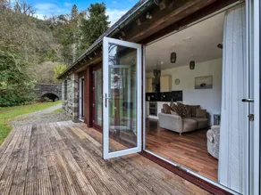 Finest Retreats - The Turbine House - Image 4
