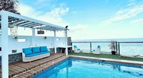 CasaDel Beach House - Image 2