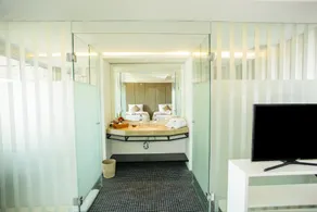 Premium 1 BR Suite with Sea View #V414 - Image 3