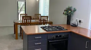 Chandler Guesthouse - Near Sleeman Sports - Image 3