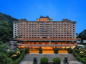 Century Hotel - Image 3