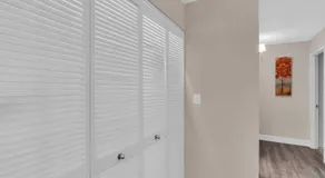 Arlington 2BR 2Ba Apartment in Crystal City - Image 3