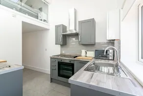 King Pin Corner - Image 5