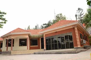 Georgina Gardens Hotel - Image 3