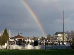 Inn at Rivers Edge Marina - Image 3