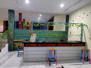 Gadjah Mada Hall Cafe & Penginapan Hostel - Image 5