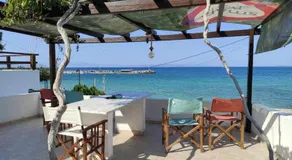 Sapphire View - ONLY 4 meters away from the sea - Image 3
