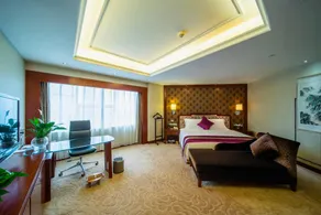 Huatian Hotel - Image 2