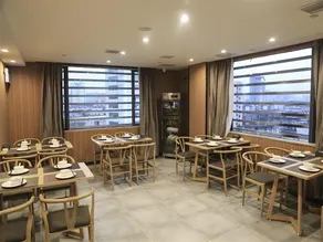 Lavande Hotel Nanchang Bayi Square Metro Station - Image 4