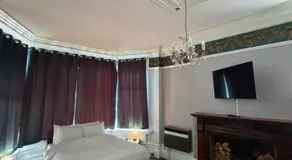 Hotels 24-7 - The Old Knoll Guesthouse - Image 2