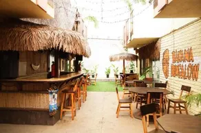 Banana Bungalow West Hollywood Hotel & Hostel - Image 2