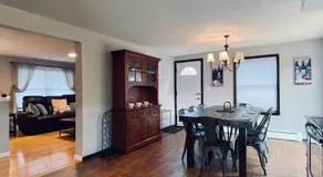 16 A COZY GETAWAY 4BED 3BATH HOME W FIRE PIT - Image 3