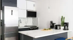 1597-3 Studio Upper East Side Apt W&D in unit - Image 4